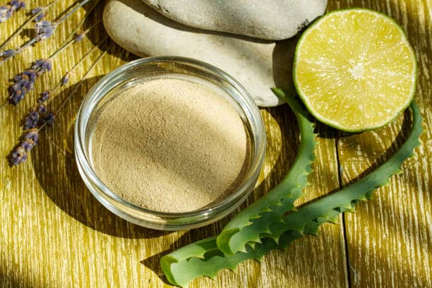 تصویر 1 از آلوئه‌ ورا خشک یا پودری طبیعی با خاصیت ترمیم و آبرسانی پوست